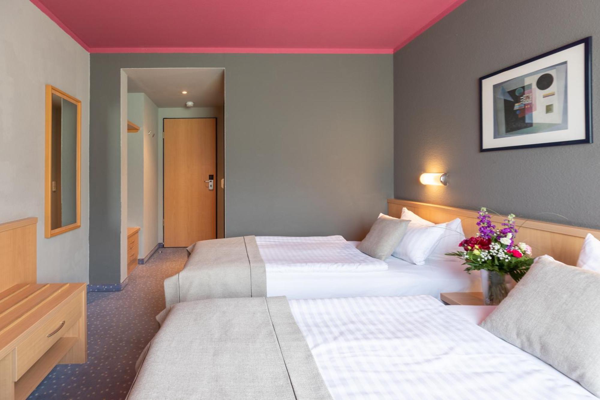 Garner Hotel Cottbus Sued By Ihg Buitenkant foto