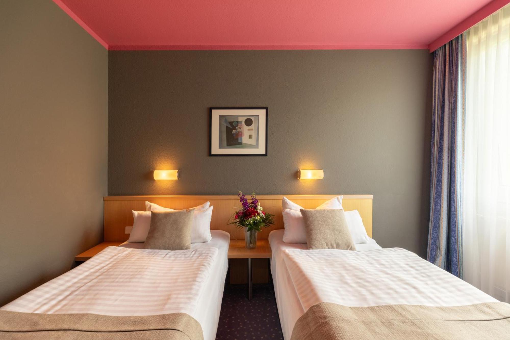 Garner Hotel Cottbus Sued By Ihg Buitenkant foto
