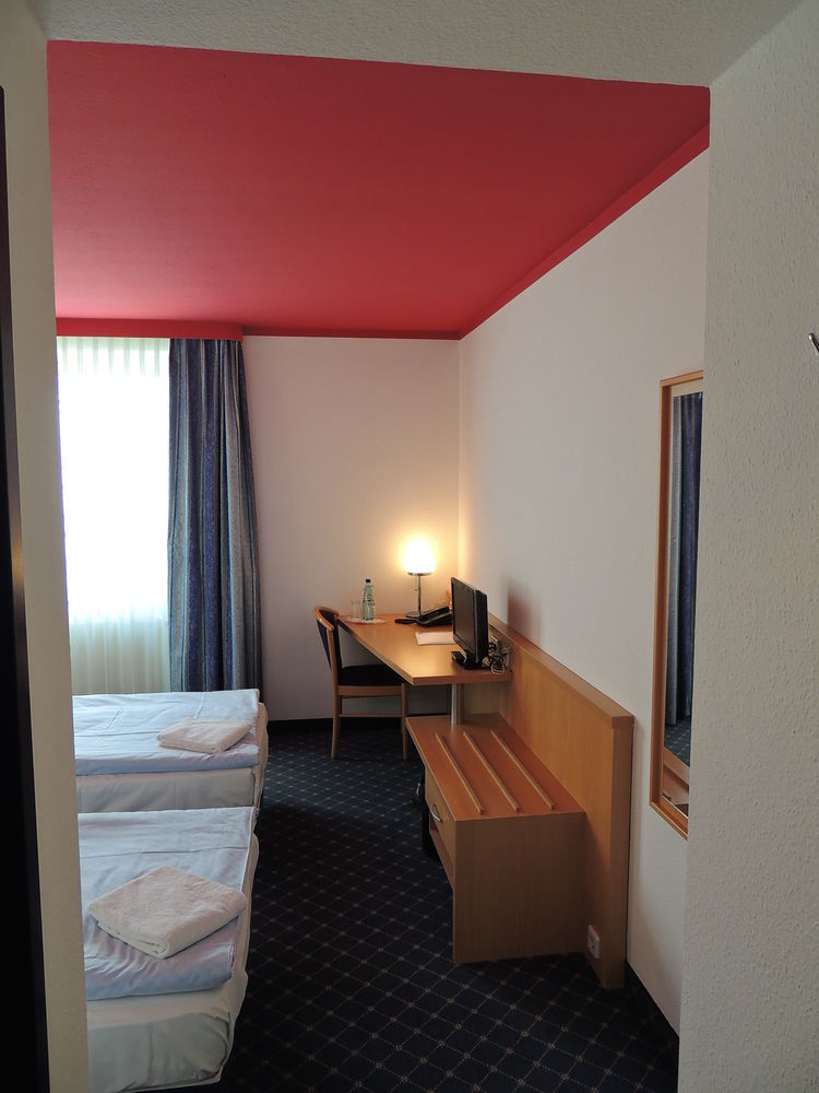 Garner Hotel Cottbus Sued By Ihg Buitenkant foto